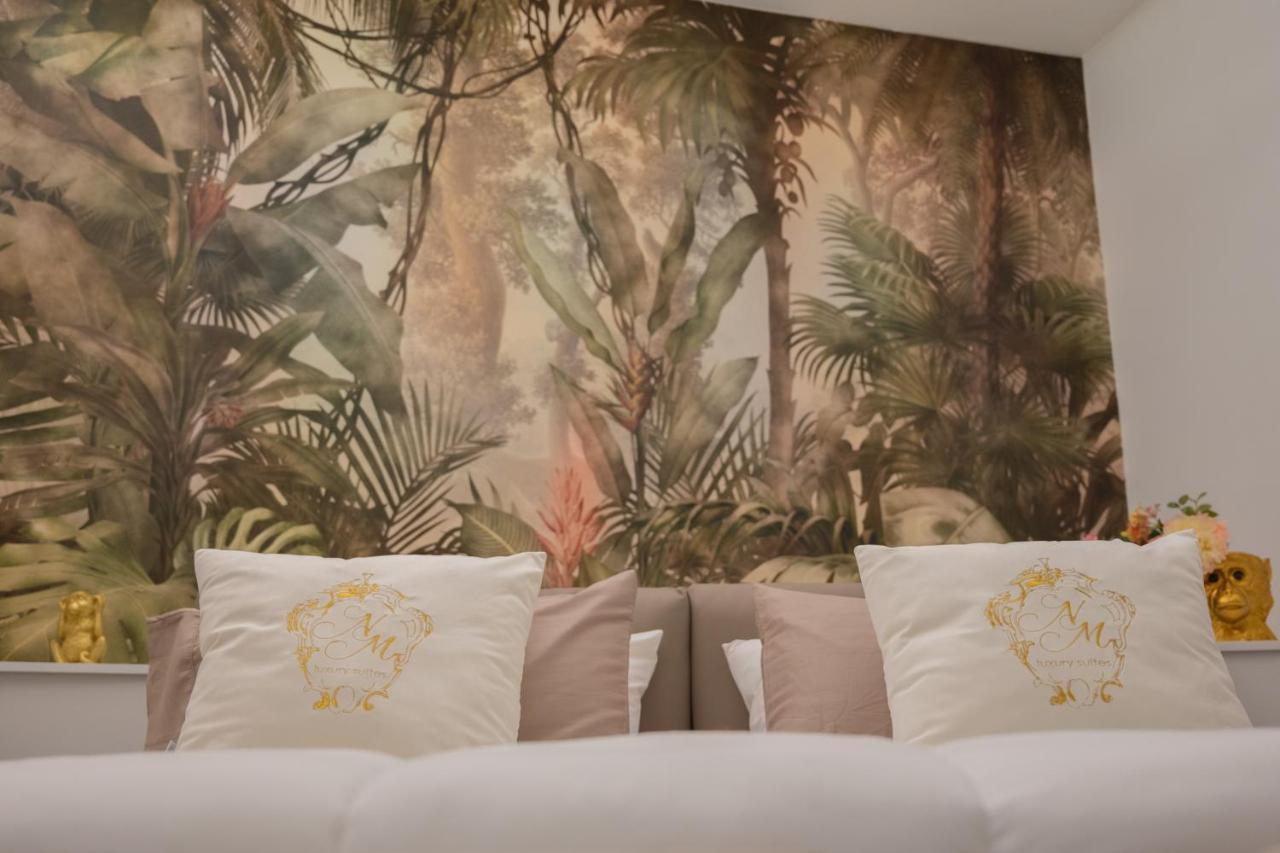Nm Luxury Suites Помпей Екстериор снимка